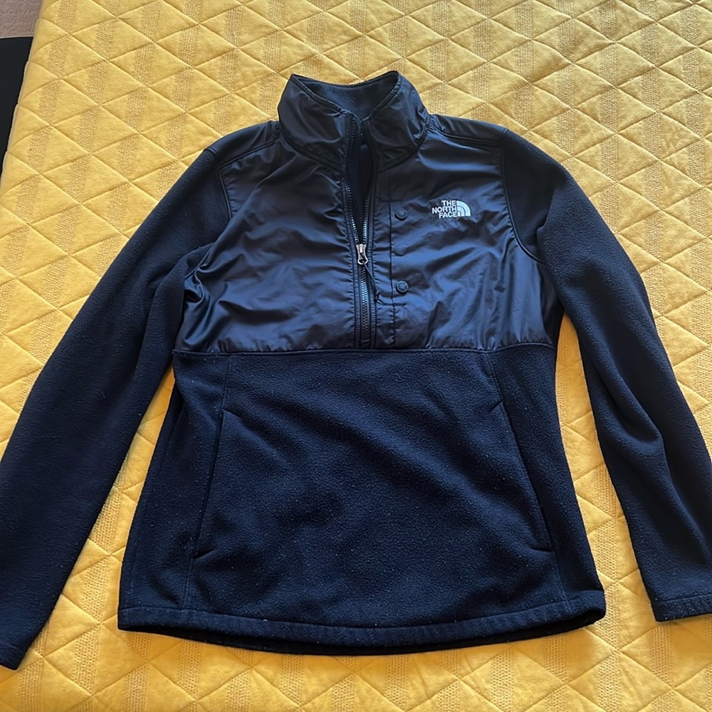 North Face quarter zip pullover-womens M black